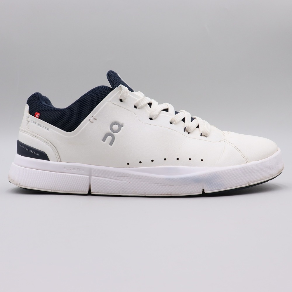 On Running The Roger Advantage White Midnight Mens Size 10.5 US Casual Sneakers